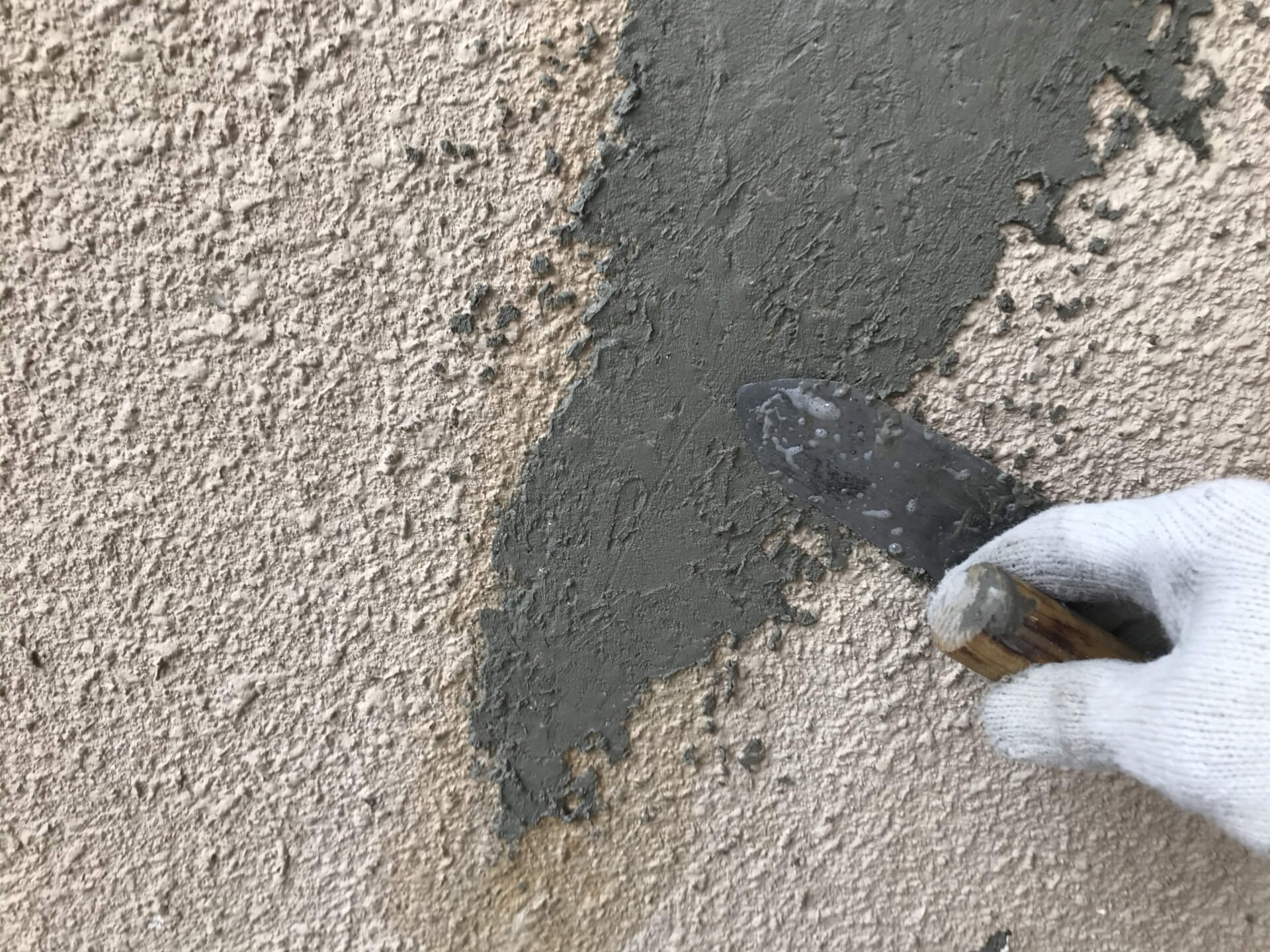 爆裂部補修画像